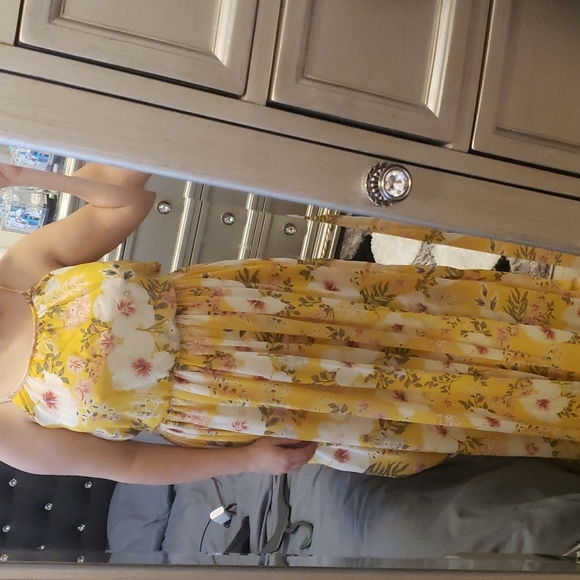 BRAND NEW DRESS - Picture 1 of 4